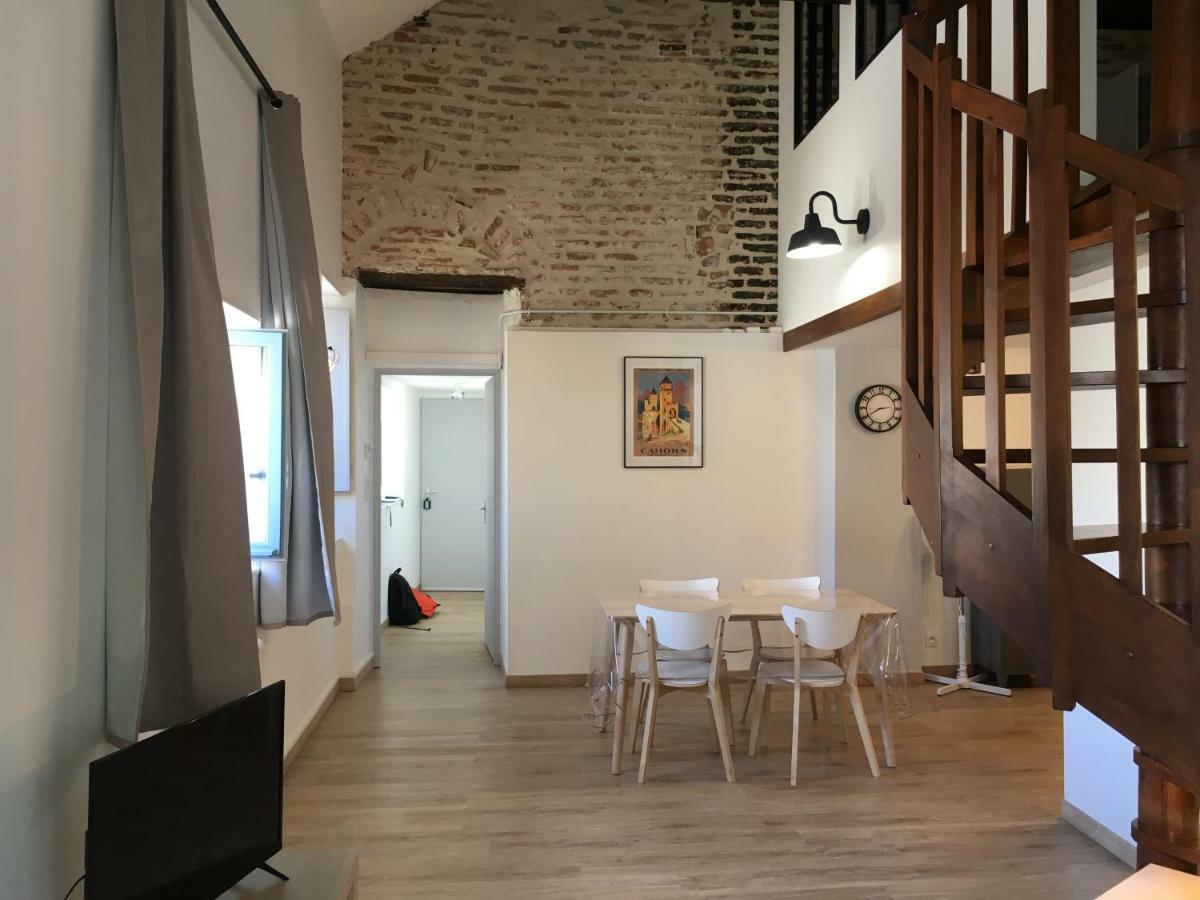 Le Loft Du Chateau Du Roi Cahors Buitenkant foto