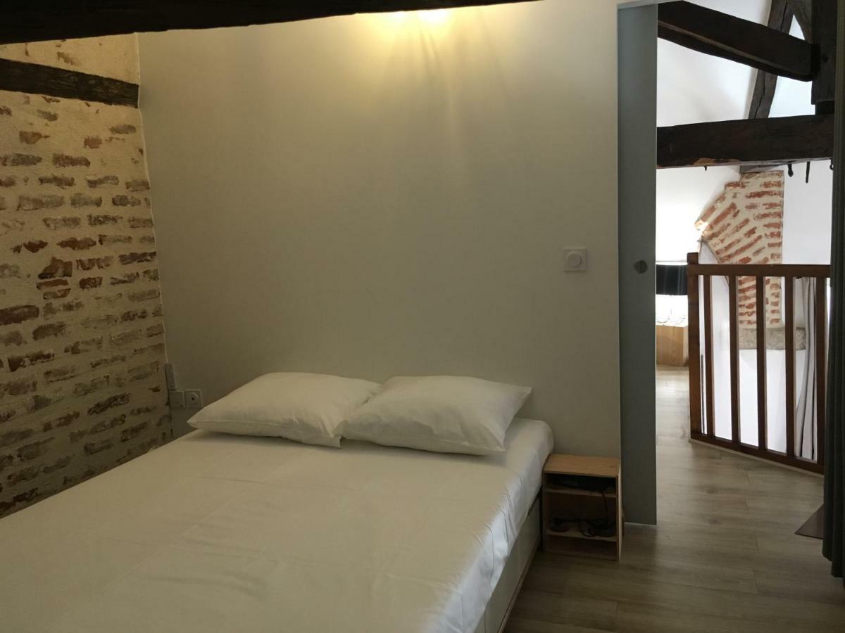 Le Loft Du Chateau Du Roi Cahors Buitenkant foto