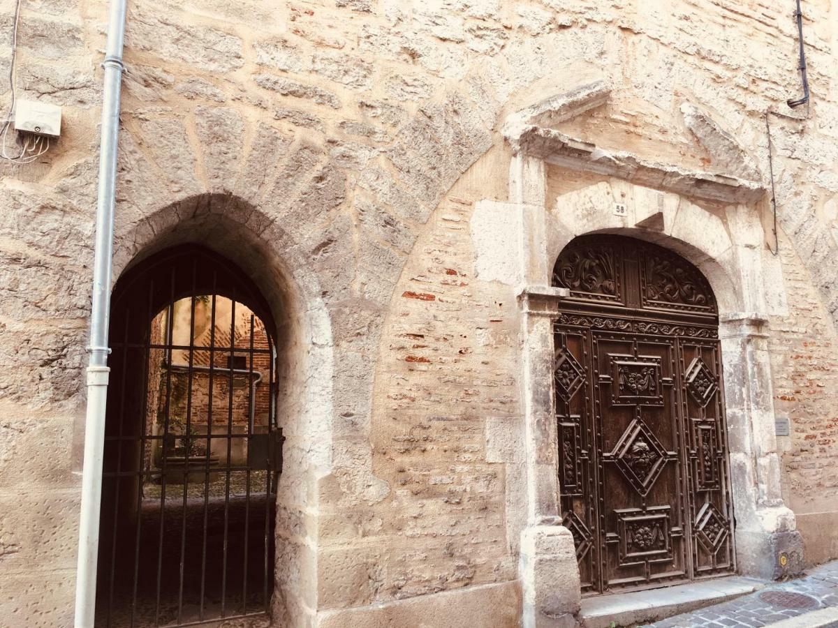 Le Loft Du Chateau Du Roi Cahors Buitenkant foto